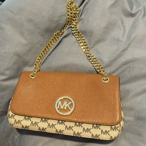 Michael Kors purse
